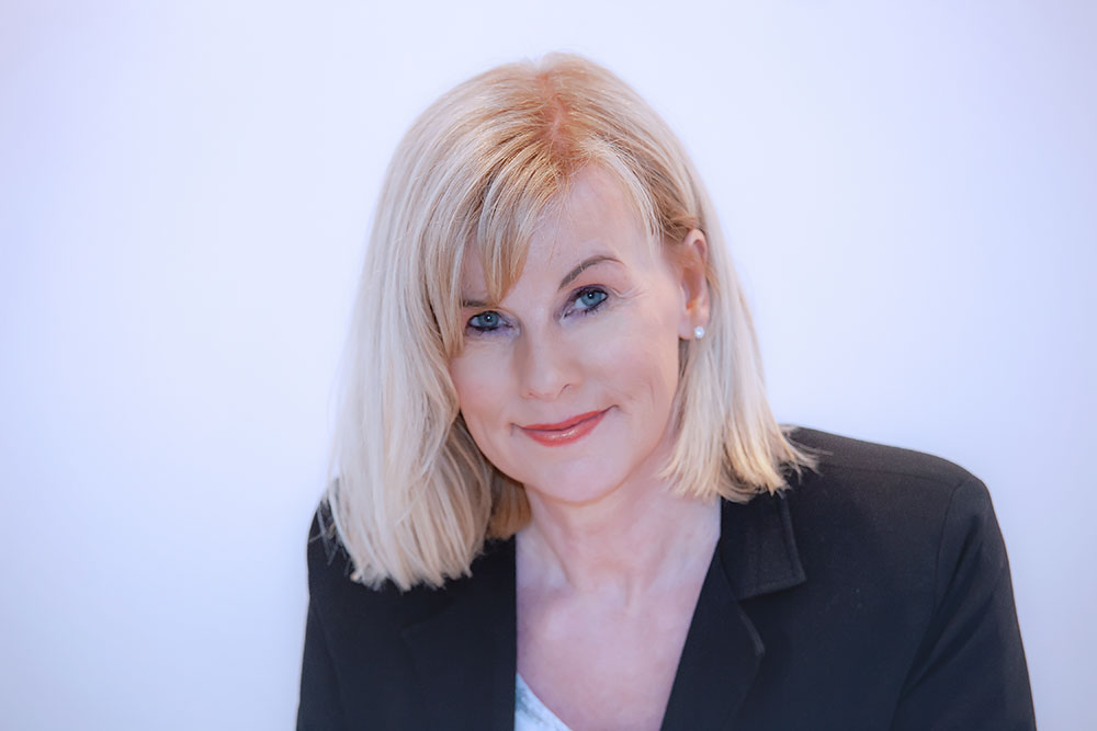 Maike Schlöbohm - Marktwert-Ermittlerin und Immobilienmaklerin Maike Schlöbohm - Marktwert-Ermittlerin und Immobilienmaklerin